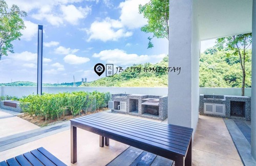 Medini Apartment | Legoland Medini (8pax) WIFI @ JB City Homestay