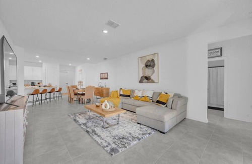 Winter Haven House | LegoRetreat- Game Room/Legoland/Peppa Pig/Dinning