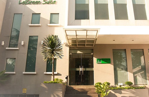 Bendungan Hilir Hotel | LeGreen Suite Senayan