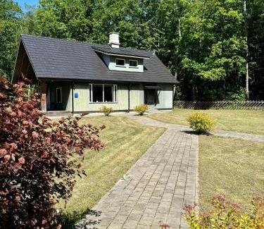 Karala House | Lehtla Puhkekompleks