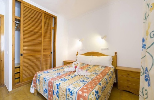 Sant Josep de sa Talaia Hotel | LeibTour code: VICEGRELI-A30/♫Close to Ushuaia/Hi - ☀Pool + Close to the beach