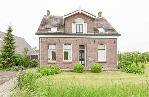 Wemeldinge House | leisure retrete with costal nature