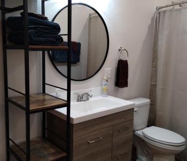 Homer Apartment | Leisure Suite - Homer Seaplane Base