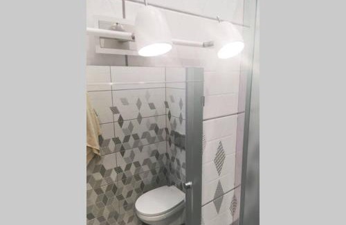 Brasa Apartment | Lejas 5a Self check in out 4 can stay Free parking