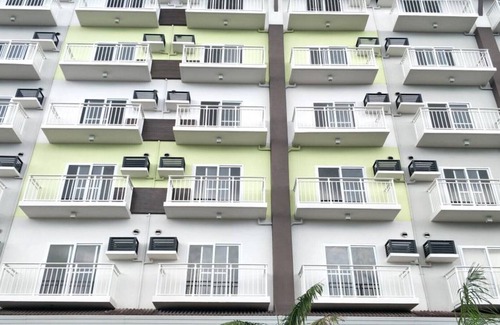Mactan Export Processing Zone Condo | Lelani's Comfy Condo near airport w/unli net