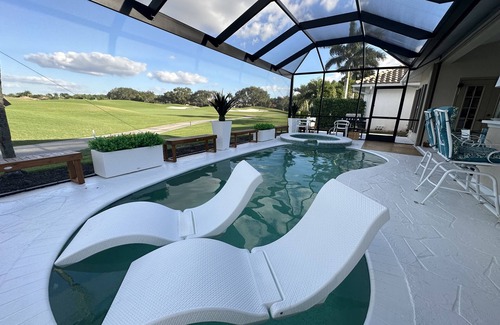 Falcons Glen House | Lely Resort - Cozy Coastal Cottage 3 BR/2BA Pool Home - on Flamingo Golf Course