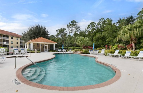 Ole Condo | LELY RESORT-SPRING DATES OPEN CLOSE TO PICKLEBALL PARK