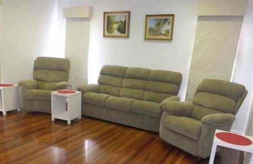 Tuncurry Villa | Lemanor Villa 2/17 Parkes St