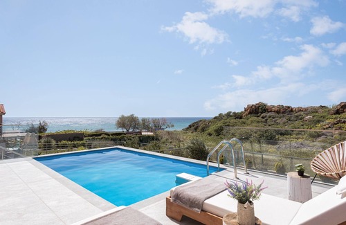 Agios Ioannis Villa | Lemnosthea Villa with Astonishing View, Next to the Beach