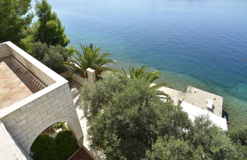 Slano Villa | Lemon Apartment which includes One Bedroom and Bathroom with Kitchen and balcony