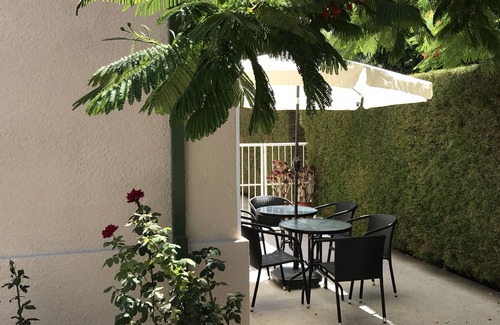 Limassol House | LEMON & OLIVE GARDEN SUITS at AVGI'S HOME, OLD TOWN, LIMASSOL