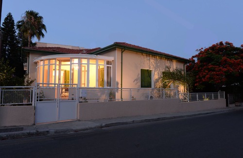 Limassol House | LEMON & OLIVE GARDEN SUITS at AVGI'S HOME, OLD TOWN, LIMASSOL