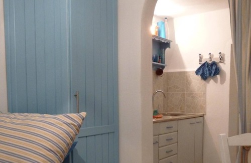 Grizokambos Cottage | Lemon Tree Cottage 3 min to Finikounda and sea with free wifi