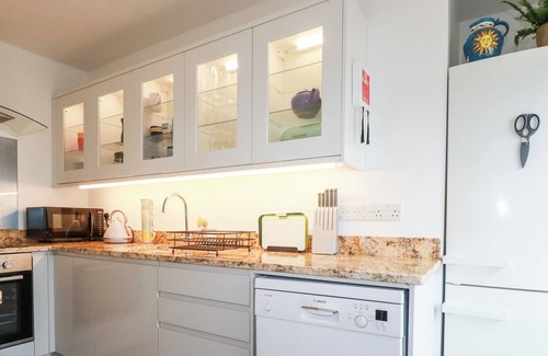 Mylor Bridge Cottage | LEMON TREE, family friendly, country holiday cottage in Mylor Bridge