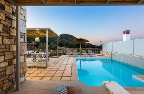 Vlichada Villa | Lemoni Villa, An exquisite summer retreat with magnificent views