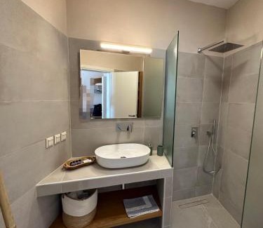Platis Gialos Apartment | Lemonia Rooms 3