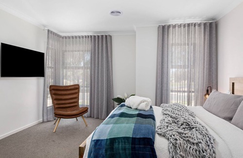 Leneva House | Leneva Stays only 3 minutes from Wodonga and 10 minutes to albury