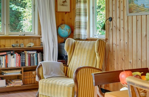 Gjøl House | "Lennert" - 100m to the inlet by Interhome