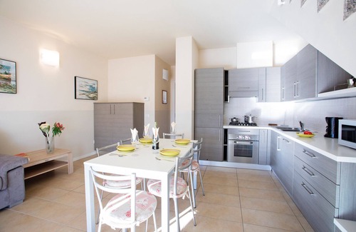 Tremezzina Apartment | Lenno Spese II –Village apartment In Lenno with pool by Italian Apartments.