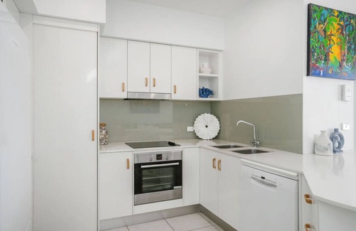 North Creek Apartment | Lennox Head Waves Beachfront Penthouse