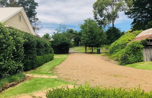 Armidale Cottage | Lenore at Armidale