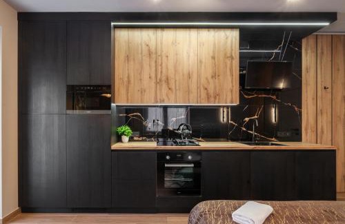 Lviv City Center Apartment | LEOGRAND Apartments on Shevchenka 38/1