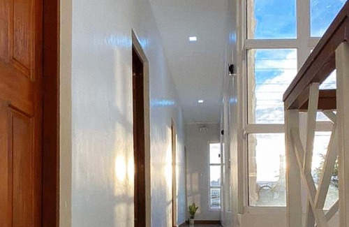 Iloilo Hotel | Leonila's Travellers Inn