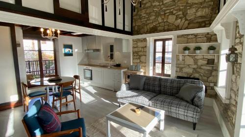 Dhoros House | Leonys House by TrulyCyprus
