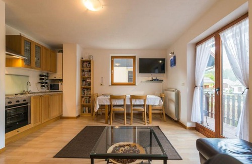 Cezsoca House | Lepa Soca House
