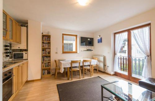 Cezsoca House | Lepa Soca House