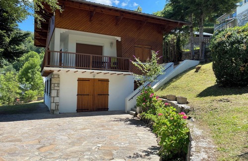 Saint-Lary-Soulan Ski Chalet | Les 4 vents, large T3 70m2, 6 pers, 2 bedrooms in individual fenced chalet