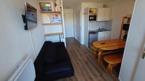 Eclose-Ouest Apartment | Les aiguilles d'or