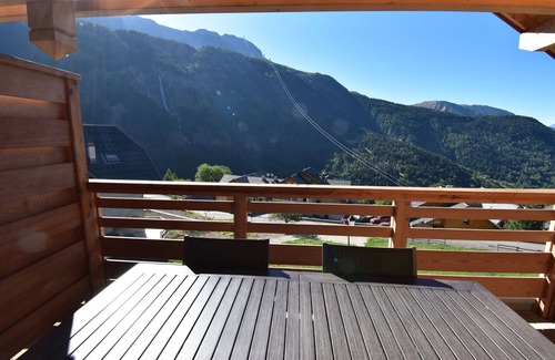 Vaujany Apartment | Les Ameythistes Apt B-8