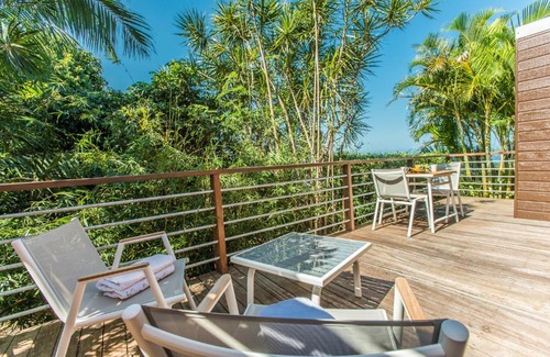 Les Avirons Apartment | LES BALCONS DU SUD, appartements Cardinal et Aybowan bassin de détente commun pour 4 personnes par logement, Les Avirons