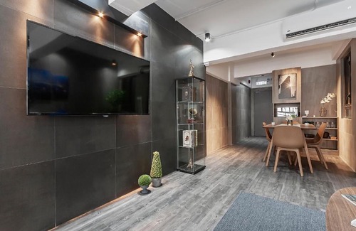 Tsim Sha Tsui Apartment | Les Barons