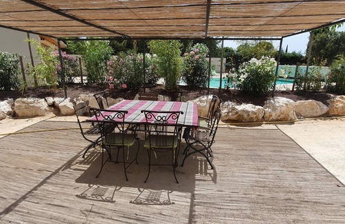 Saumane-de-Vaucluse House | "Les bergeries de Saumane", large air-conditioned gite, shared heated pool.