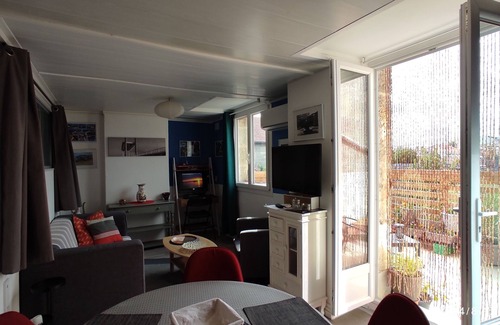 Victor Hugo - Saint-Augustin Apartment | Les Bonbonières d'Andréa Gavinies Pellegrin Furnished 2* T2 + private roof top 24 sq.m.
