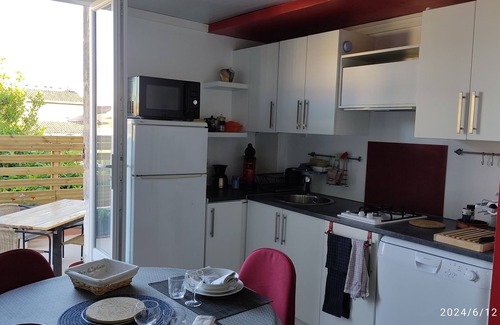 Victor Hugo - Saint-Augustin Apartment | Les Bonbonières d'Andréa Gavinies Pellegrin Furnished 2* T2 + private roof top 24 sq.m.