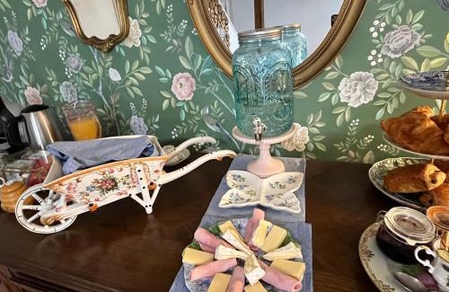 Verteuil-sur-Charente Bed & Breakfast | Les Bruyeres Chambres dhotes et Gite