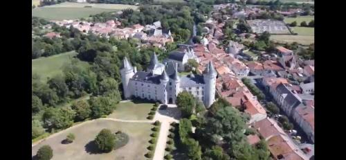 Verteuil-sur-Charente Bed & Breakfast | Les Bruyeres Chambres dhotes et Gite