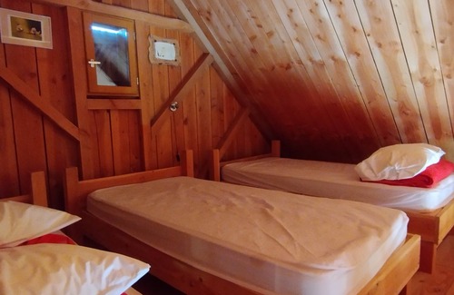 Massat Ski Chalet | Les Cabanes de Souègnes Chalet la Sitelle