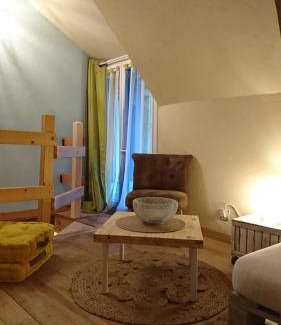 Vernoil-le-Fourrier Bed & Breakfast | Les chambres du Vau Profond
