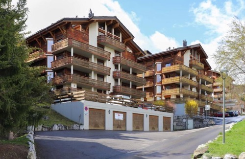 Saint-Pierre-de-Clages Apartment | Les Cimes Blanches 102 A by Interhome