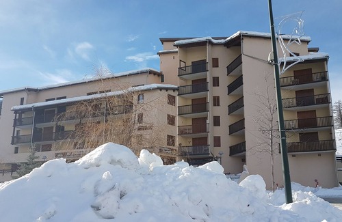 Le Super-Sauze Apartment | Les Cimes, my studio in the mountains super sauze 04400 barcelonnette)
