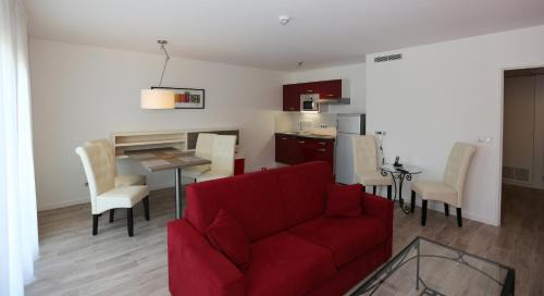 Blanquefort Hotel | Les Criquets Hôtel & Spa