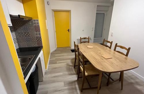 Mazerolles Apartment | Les gîtes de Mazélise
