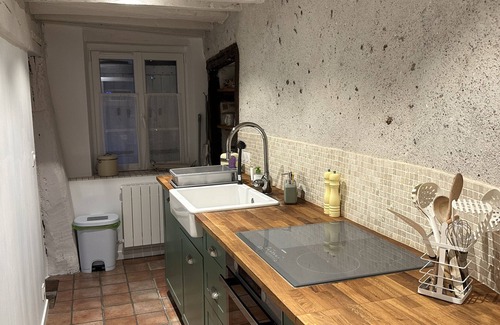 Monteaux House | Les Hortensias, 3-star self-catering cottage, heated pool, wifi, games.