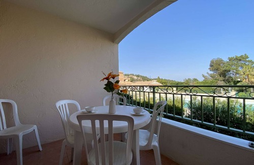 Les Issambres Apartment | Les Issambres, 1BR apartment with pool, parking