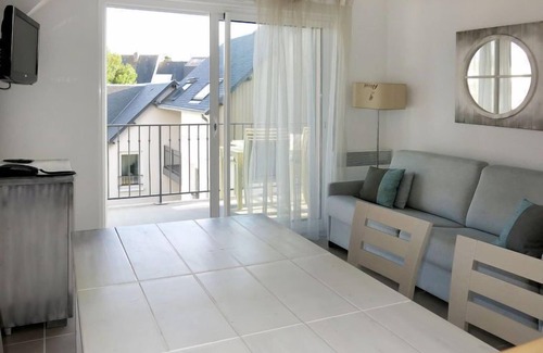 Benodet Apartment | Les Jardins d'Arvor by Interhome