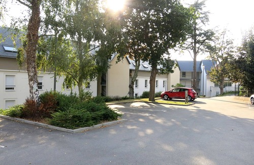 Benodet Apartment | Les Jardins d'Arvor by Interhome